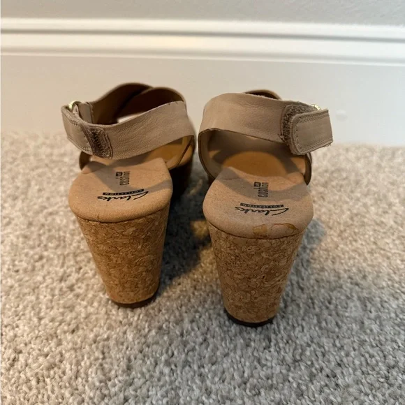 Clark’s Sand Wedge - Picture 9 of 12